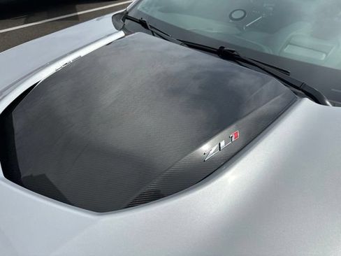 Used 2018 Chevrolet Camaro ZL1 RWD image 9