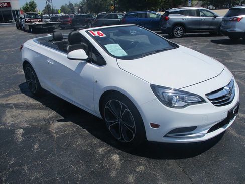 Used 2016 Buick Cascada FWD image 3