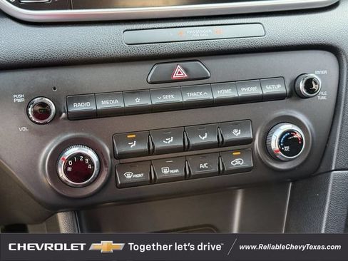 Used 2020 Kia Sportage LX FWD image 22