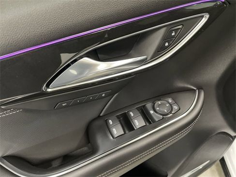 Certified 2025 Buick Envision Preferred image 21