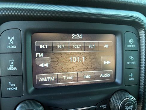 Used 2020 Jeep Gladiator Sport w/ Quick Order Package 24S image 29