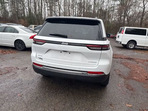 Used 2025 Jeep Grand Cherokee Laredo w/ Luxury Tech Group I image 10