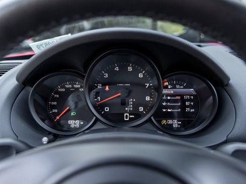 Used 2014 Porsche Boxster RWD image 45