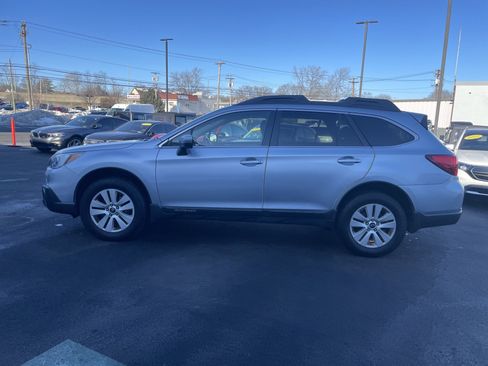 Used 2015 Subaru Outback 2.5i Premium image 4