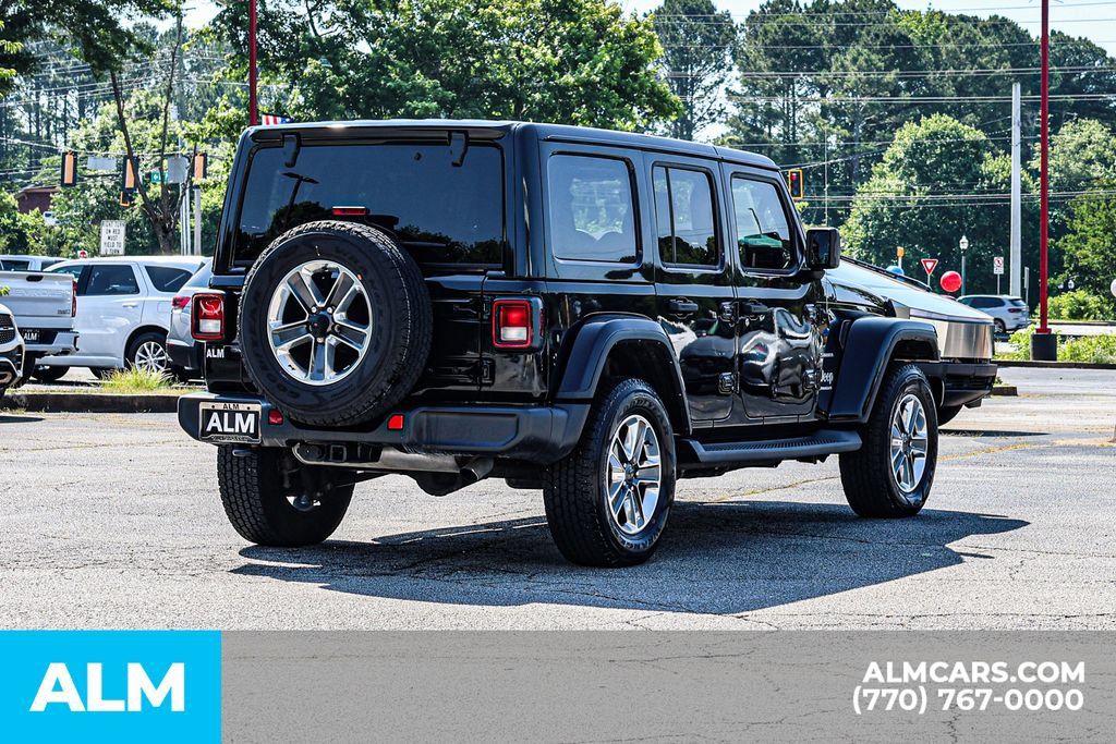Used 2023 Jeep Wrangler Unlimited Sahara w/ Cold Weather Group AWD/4WD image 5