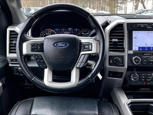 Used 2021 Ford F250 Lariat w/ Chrome Package image 5