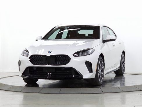 Used 2025 BMW 228i xDrive w/ Technology Package image 3