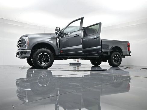 New 2026 Ford F250 Lariat w/ Tremor Off-Road Package image 50