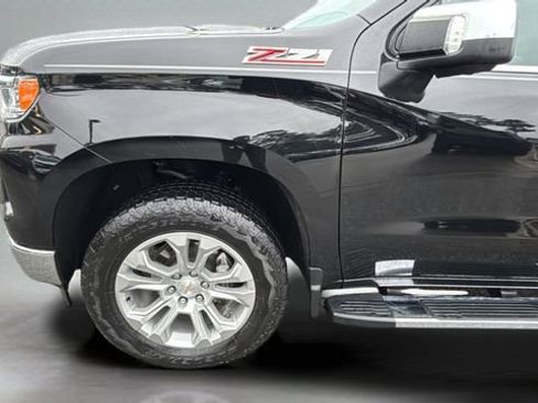 Used 2024 Chevrolet Silverado 1500 LTZ w/ Technology Package image 33