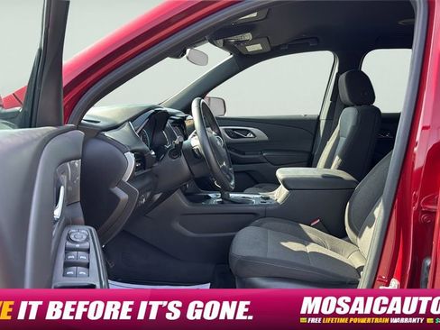 Used 2023 Chevrolet Traverse LT FWD image 27