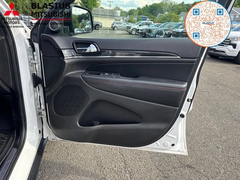 Used 2019 Jeep Grand Cherokee Trailhawk AWD/4WD image 51