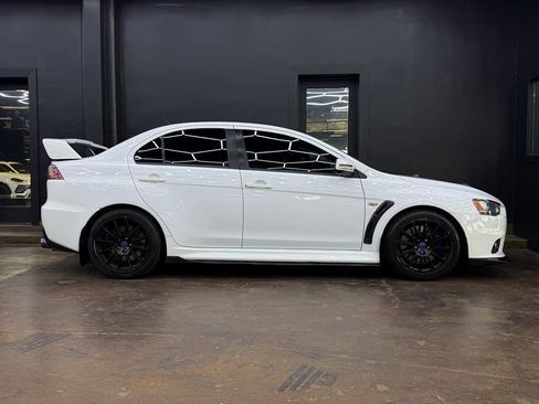 Used 2012 Mitsubishi Lancer Evolution GSR image 10