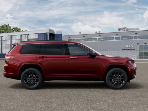 New 2026 Jeep Grand Cherokee L Limited AWD/4WD image 12