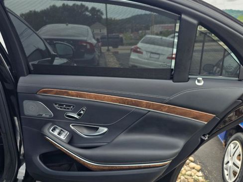 Used 2015 Mercedes-Benz S 550 4MATIC Sedan image 37
