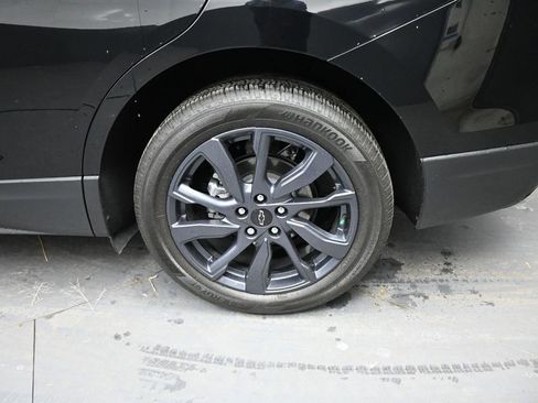 Used 2024 Chevrolet Equinox RS image 15