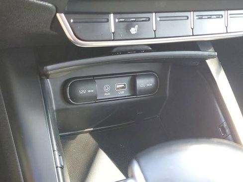 Used 2020 Kia Sorento LX w/ LX I4 Convenience Package FWD image 21
