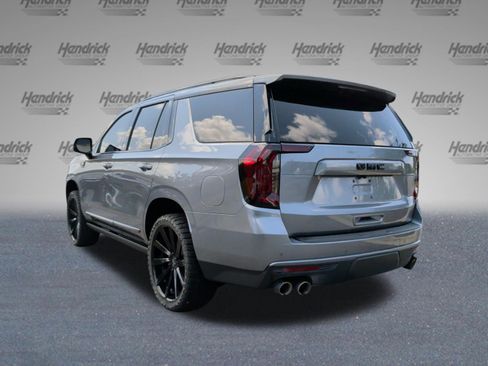 Used 2022 GMC Yukon Denali RWD image 9