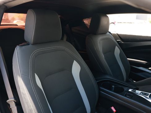 Used 2019 Chevrolet Camaro LT RWD image 20
