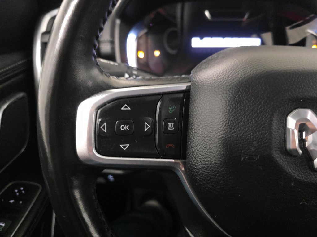 Used 2023 RAM 1500 Laramie AWD/4WD image 15