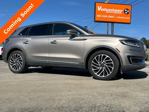 Used 2019 Lincoln Nautilus Reserve image 1