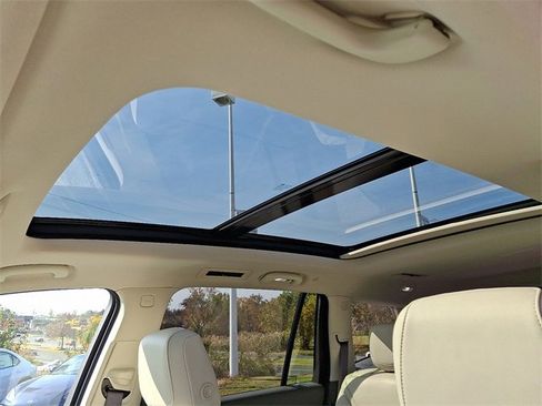 Used 2020 Cadillac XT6 Premium Luxury image 14