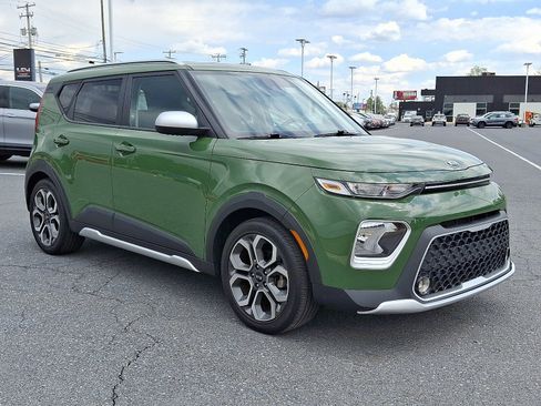 Used 2021 Kia Soul X-Line FWD image 3