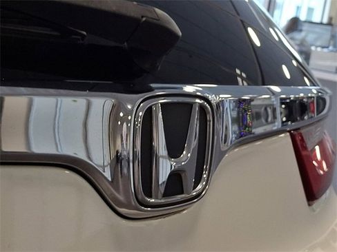 Used 2017 Honda CR-V Touring image 29