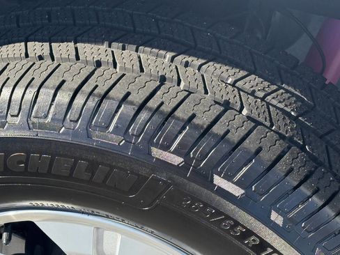 Used 2017 Chevrolet Silverado 1500 LT w/ All Star Edition image 17