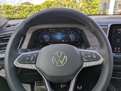 New 2026 Volkswagen Atlas SEL Premium R-Line AWD/4WD image 32