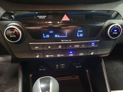 Used 2020 Hyundai Tucson SEL FWD image 19