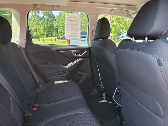 Used 2023 Subaru Forester Premium AWD/4WD image 17