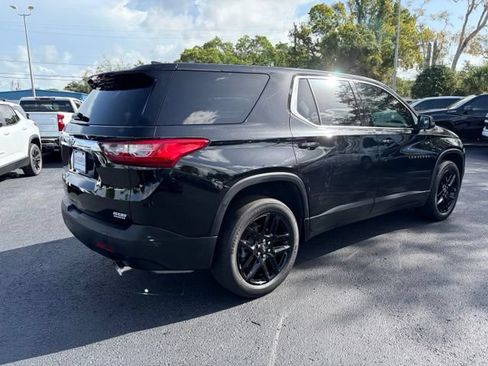 Used 2021 Chevrolet Traverse LS w/ LPO, Cargo Package FWD image 6