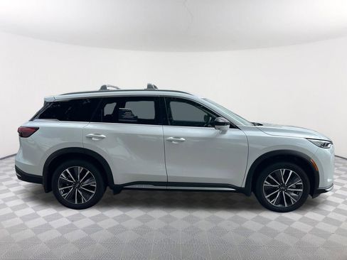 Certified 2026 INFINITI QX60 Luxe w/ Cargo Package FWD image 4