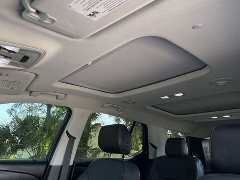 Used 2020 Chevrolet Traverse Premier w/ Redline Edition FWD image 26