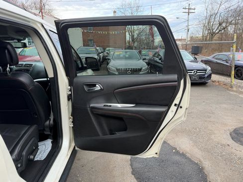 Used 2018 Dodge Journey GT w/ Driver Convenience Group AWD/4WD image 28