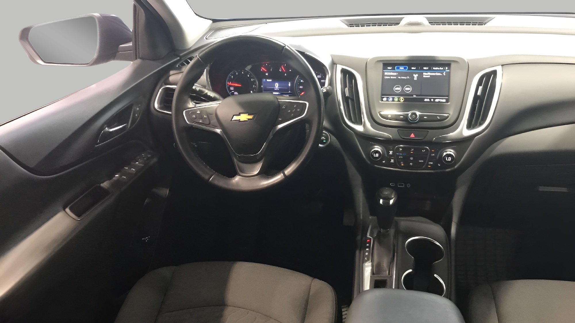 Used 2019 Chevrolet Equinox LT FWD image 5