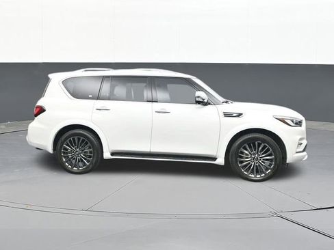 Used 2023 INFINITI QX80 Sensory w/ Cargo Package AWD/4WD image 18