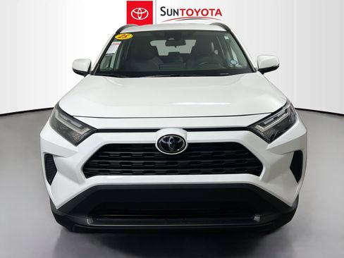 Used 2025 Toyota RAV4 XLE image 10