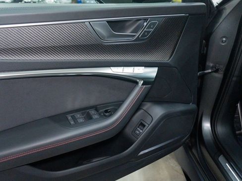 Used 2022 Audi RS 6 image 15