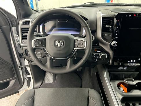 New 2026 RAM 1500 Big Horn AWD/4WD image 20