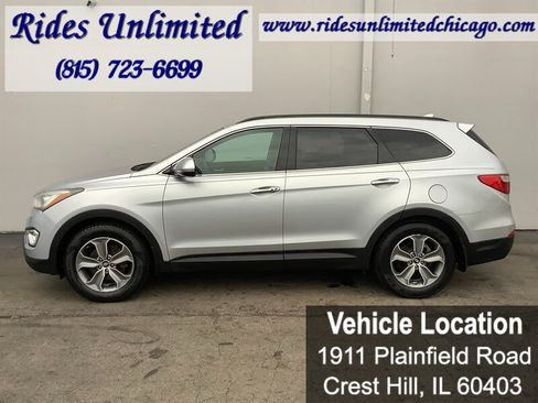 Used 2014 Hyundai Santa Fe GLS FWD image 3