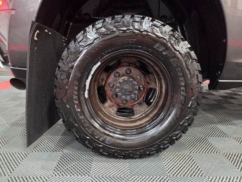 Used 2021 RAM 3500 Tradesman image 90