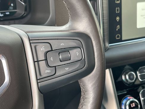 Used 2022 GMC Yukon Denali AWD/4WD image 30