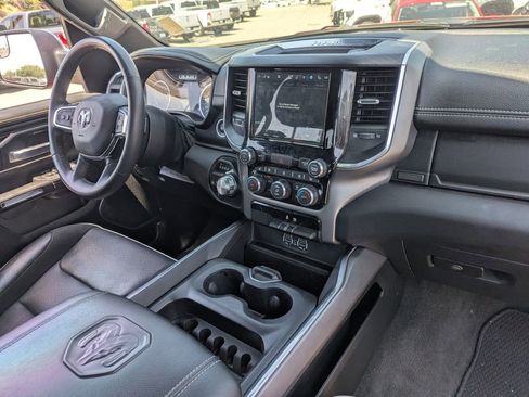 Used 2024 RAM 1500 Laramie AWD/4WD image 35