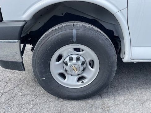 New 2025 Chevrolet Express 2500 w/ Driver Convenience Package image 6