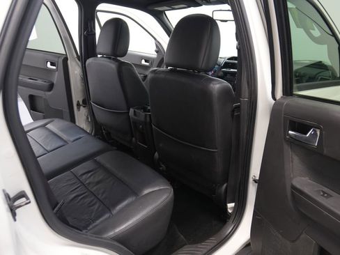 Used 2011 Ford Escape Limited w/ 301A Rapid Spec Order Code image 26