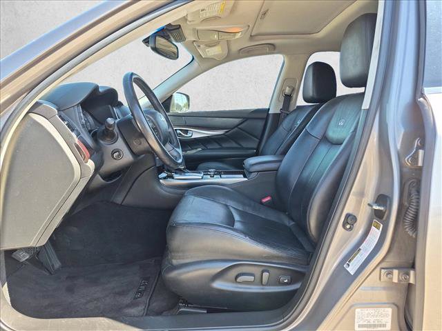 Used 2013 INFINITI M37 w/ Premium Pkg RWD image 16