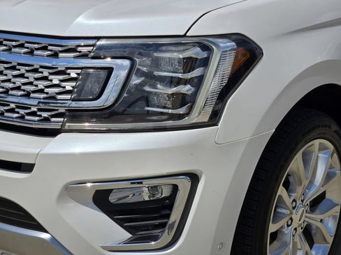 Used 2019 Ford Expedition Platinum RWD image 6