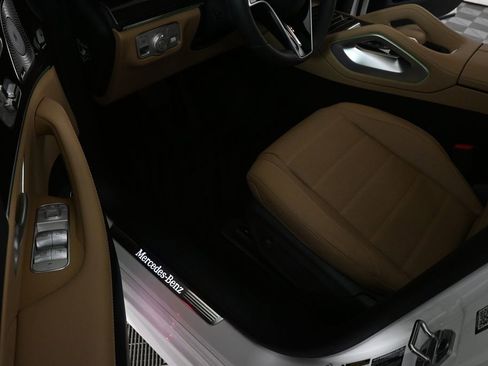 Certified 2024 Mercedes-Benz GLE 350 4MATIC image 7