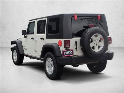 Used 2010 Jeep Wrangler Unlimited Sport image 8